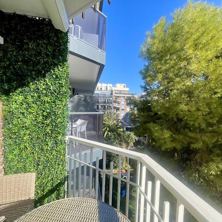 Deluxe Center Apartment Бенидорм Екстериор снимка