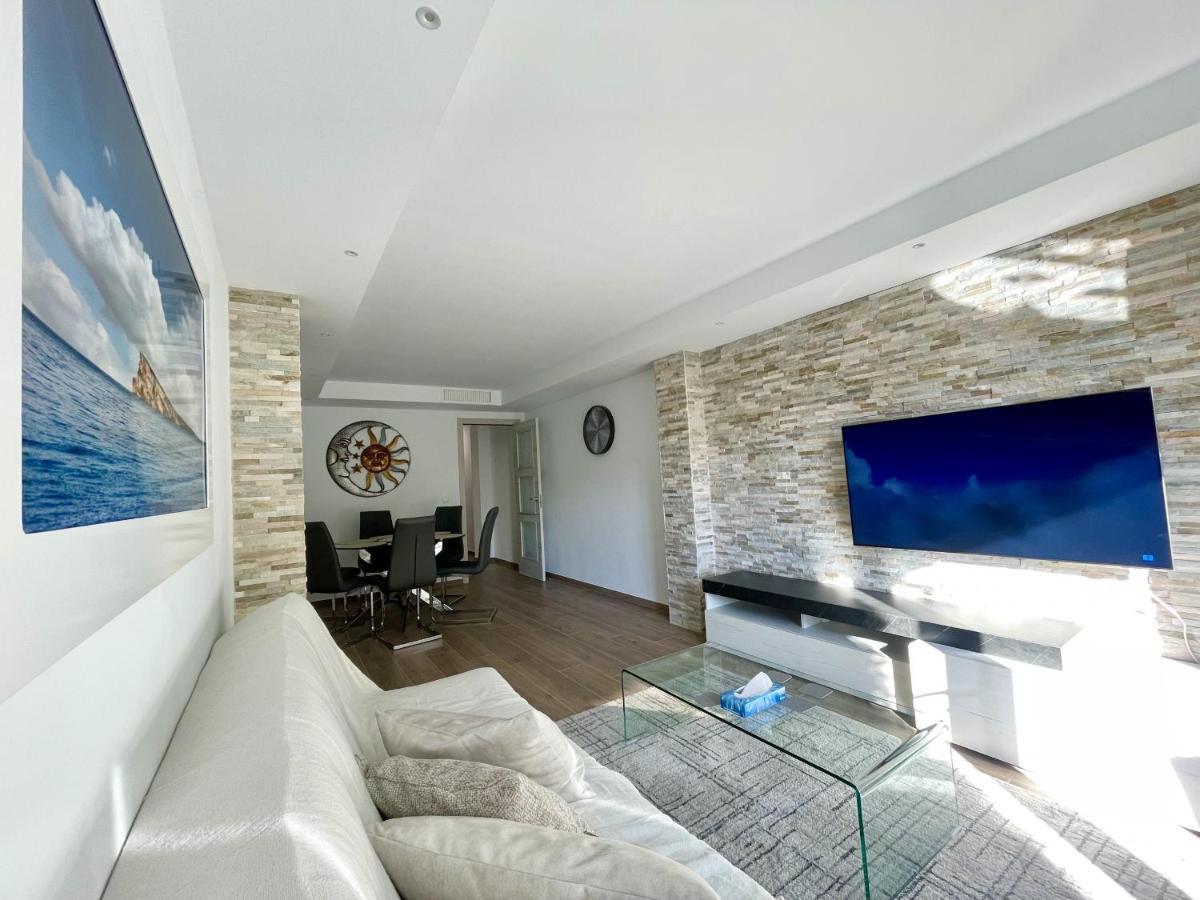 Deluxe Center Apartment Бенидорм Екстериор снимка