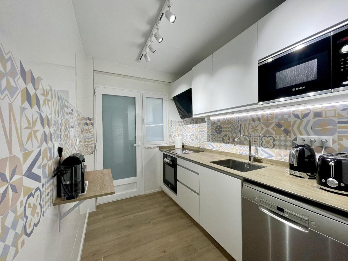 Deluxe Center Apartment Бенидорм Екстериор снимка