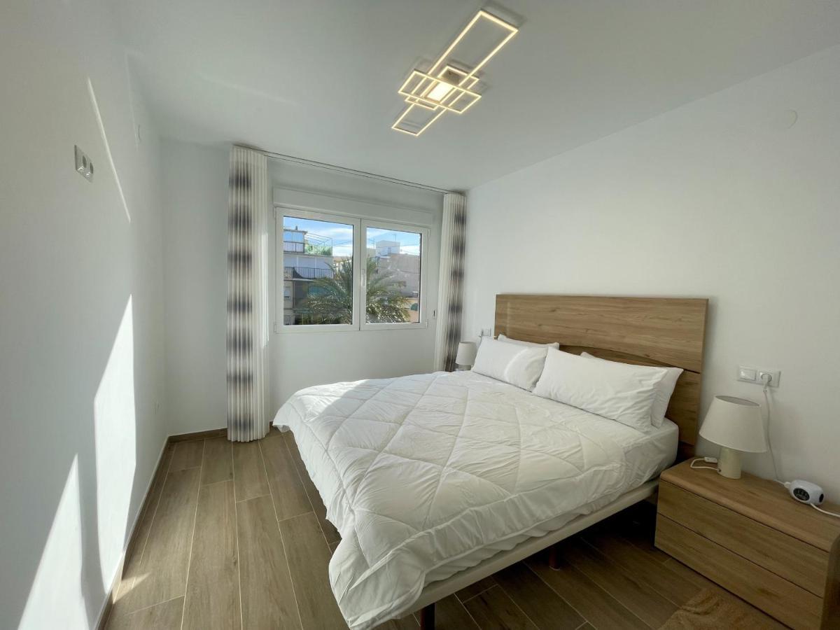 Deluxe Center Apartment Бенидорм Екстериор снимка